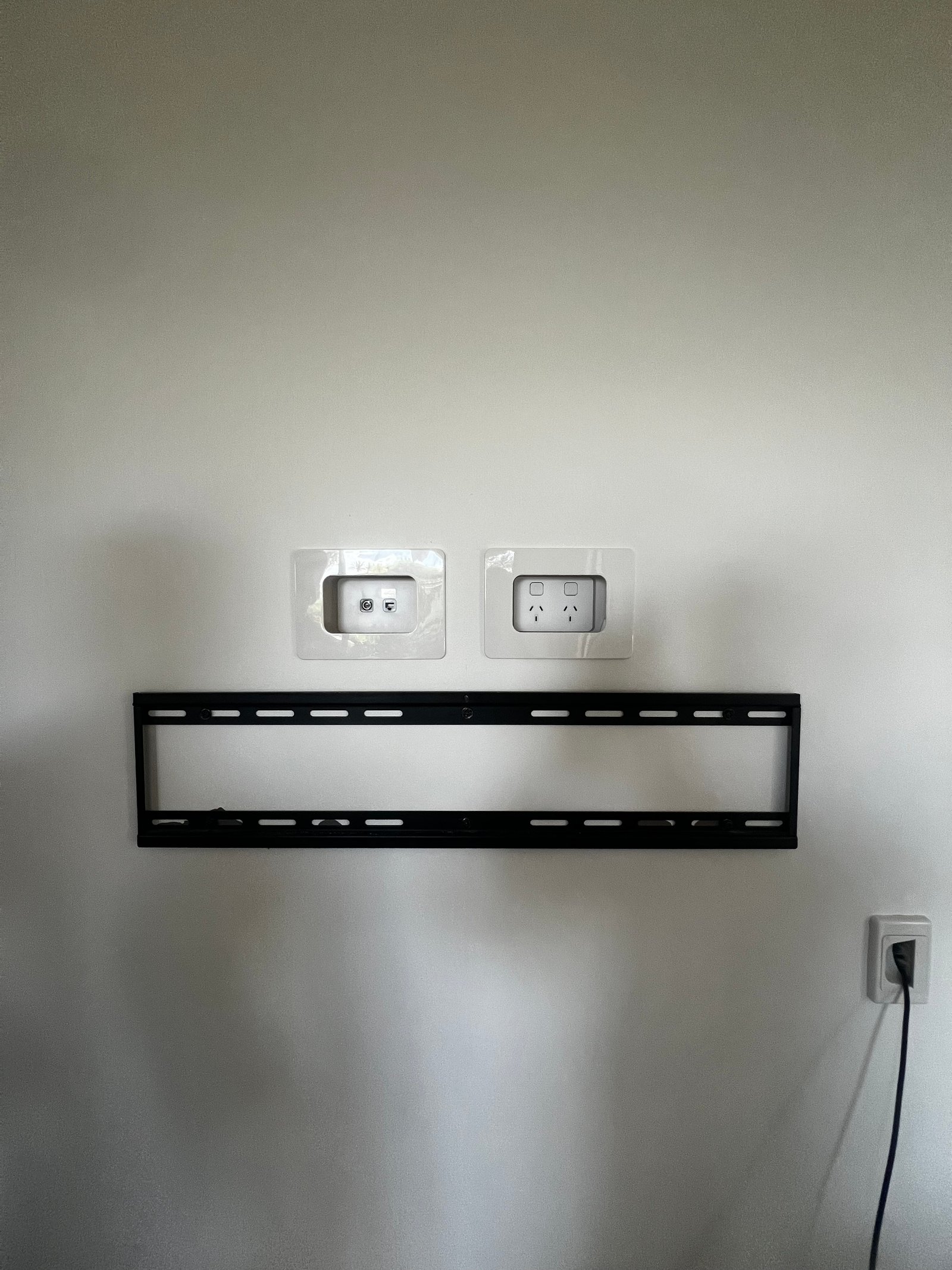 TV data and power point installation